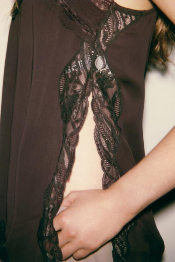 Top de Alça Fina com Renda – Capri