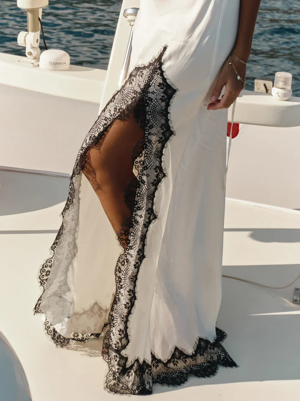 Vestido Longo Cetim com Renda – Koara