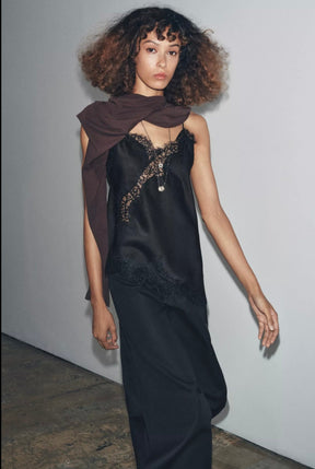 Top de Alça com Renda Acetinada – Sabotini