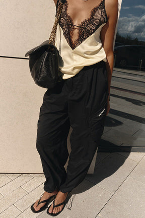 Top Acetinado com Renda - França