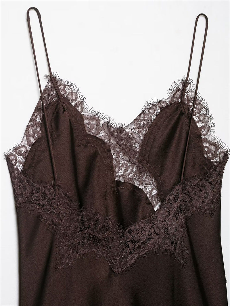 Vestido Curto Acetinado com Renda - Bizat