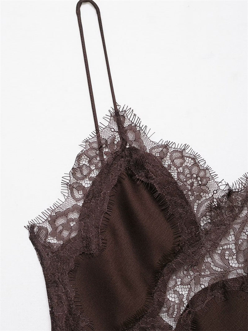 Vestido Curto Acetinado com Renda - Bizat