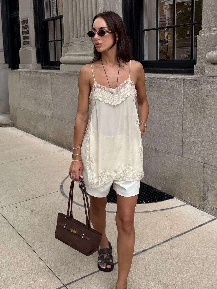 Top de Alça Fina com Renda – Capri